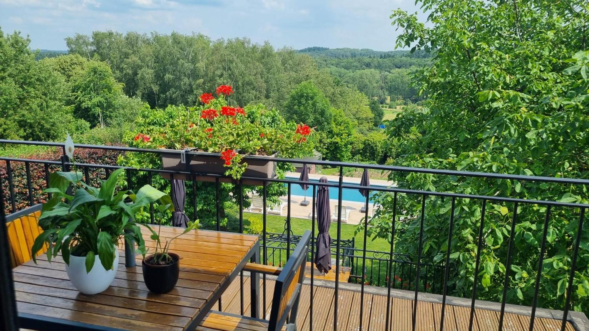 Hallerbos B&B In Bluebell Forest Halle  Exterior photo