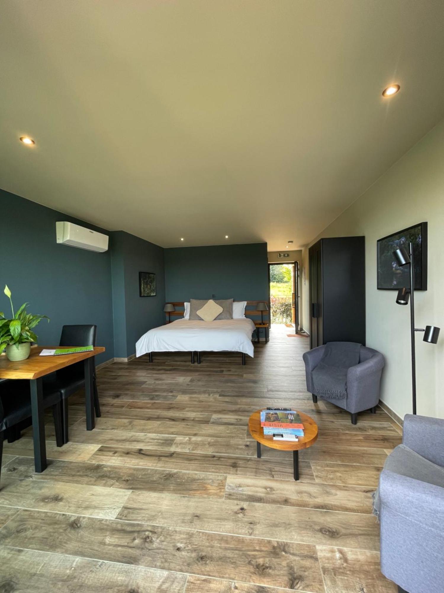 Hallerbos B&B In Bluebell Forest Halle  Exterior photo
